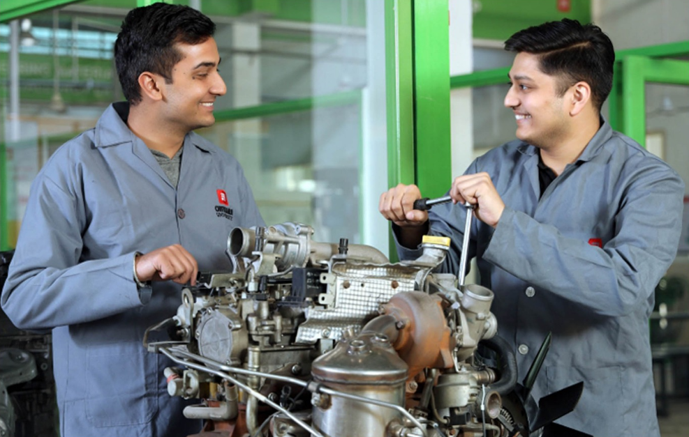 R3 Technologies engineers servicing an automobile engine